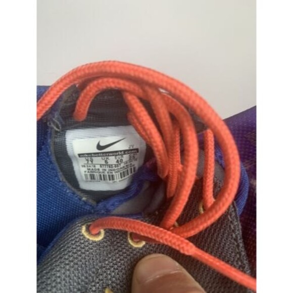 Nike Roshe One Galaxy Multicolor Print 677782-007 Kids Size 7 Y - Picture 7 of 7